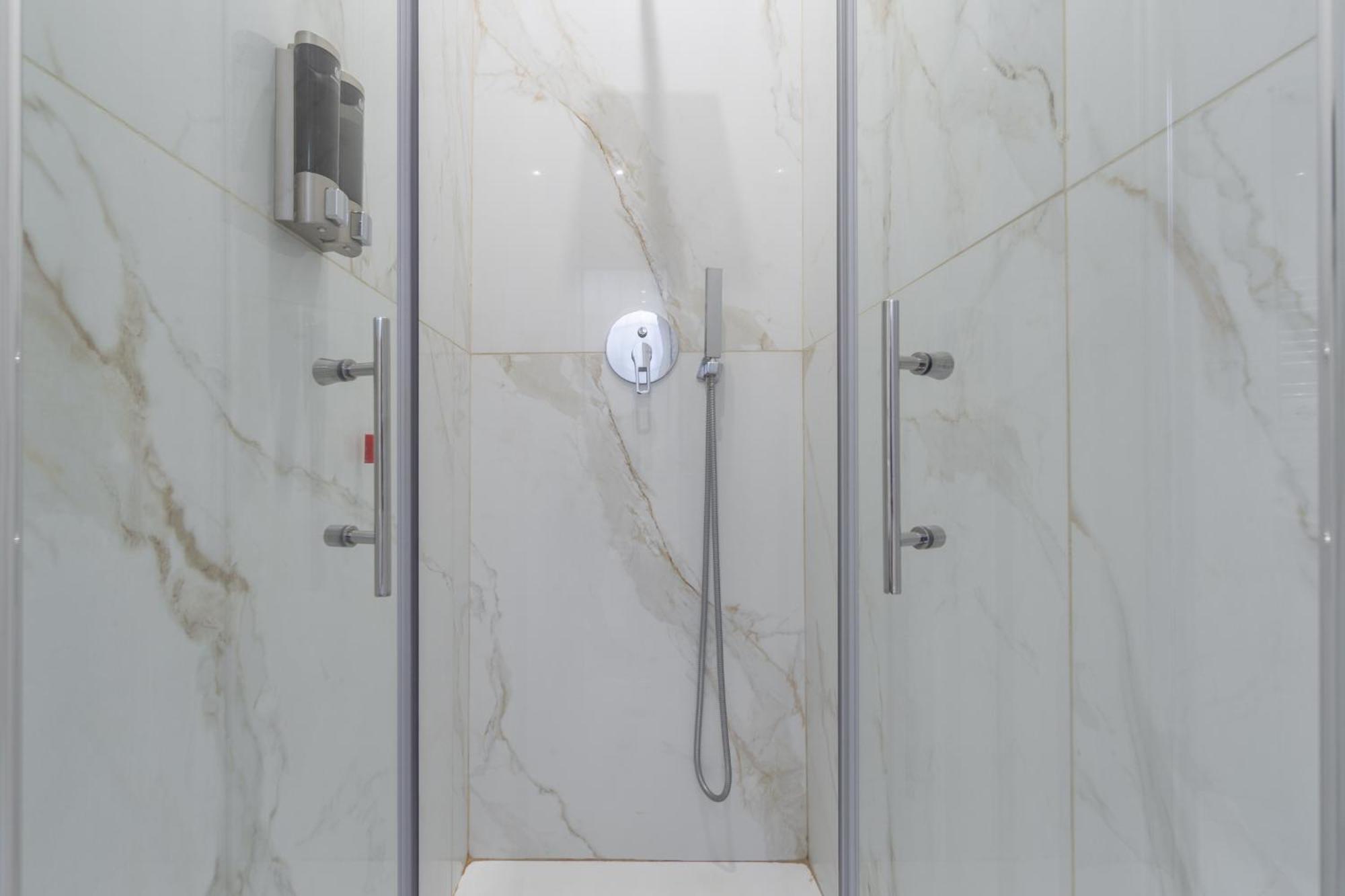 Hotel Leia Hospitality Mediolan Zewnętrze zdjęcie